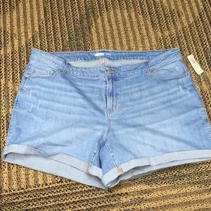 NWT old navy boyfriend shorts sz 18 plus